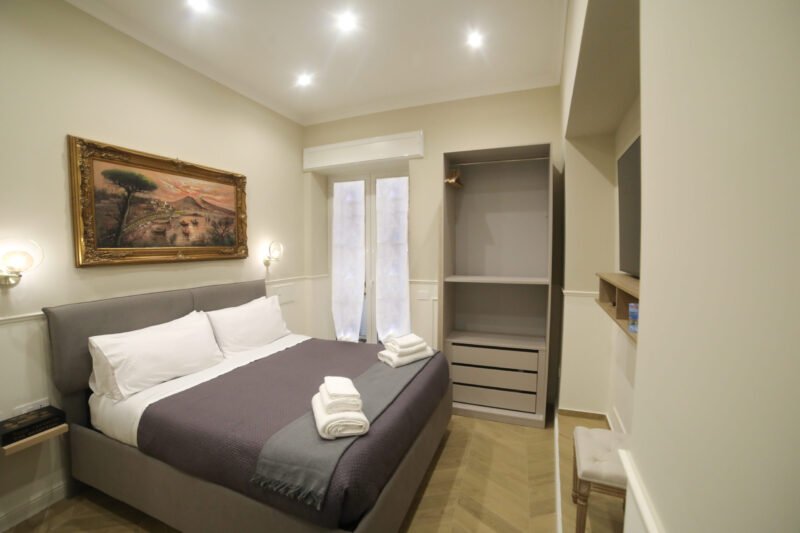 🌟 Camera “SPACCANAPOLI” – B&B nel Cuore di Napoli - immagine 3